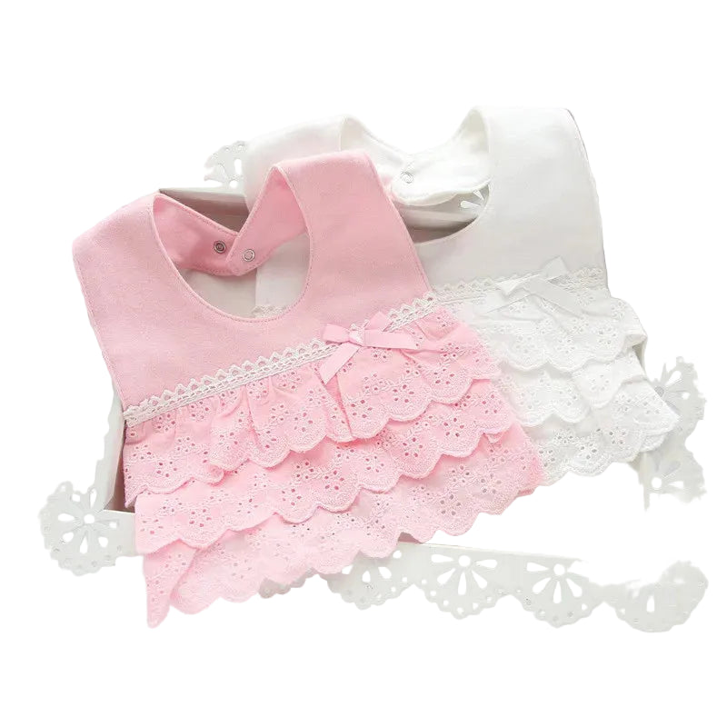 Bavoir dentelle coton 100% – nœud princesse 0-2 ans