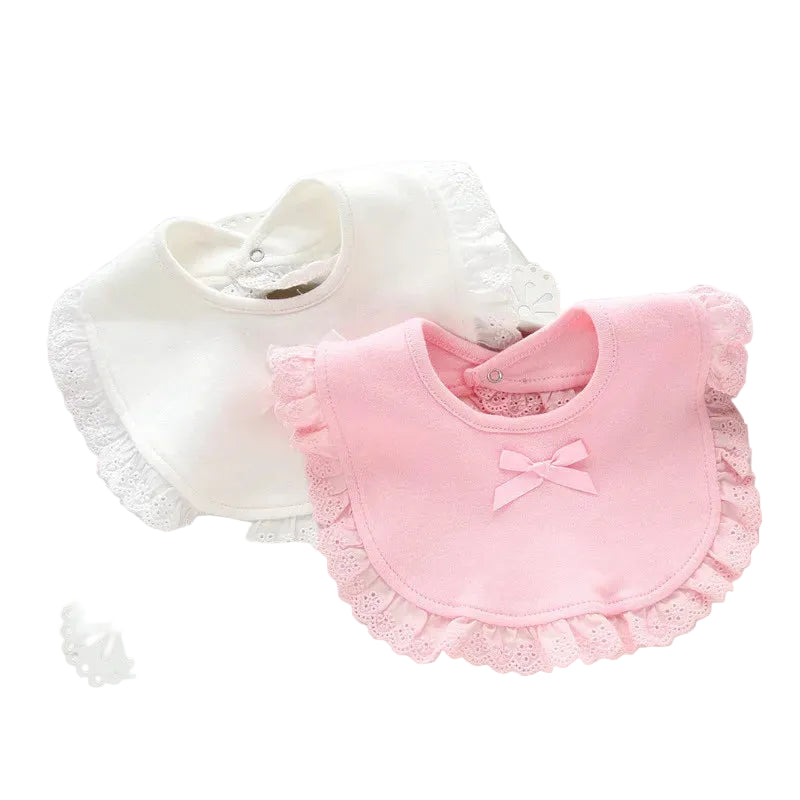 Bavoir dentelle coton 100% – nœud princesse 0-2 ans