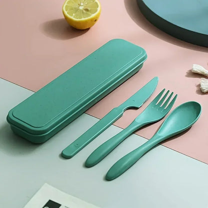 Set repas bébé en silicone – pratique et sûr